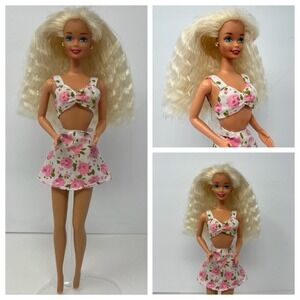 Barbie Butterfly Princess 1966-1976 in White Pink Floral Outfit and Earring